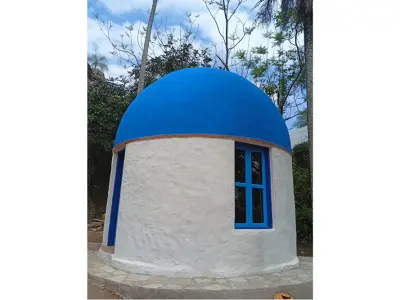 Casa à venda em condomínio fechado em Piribebuy