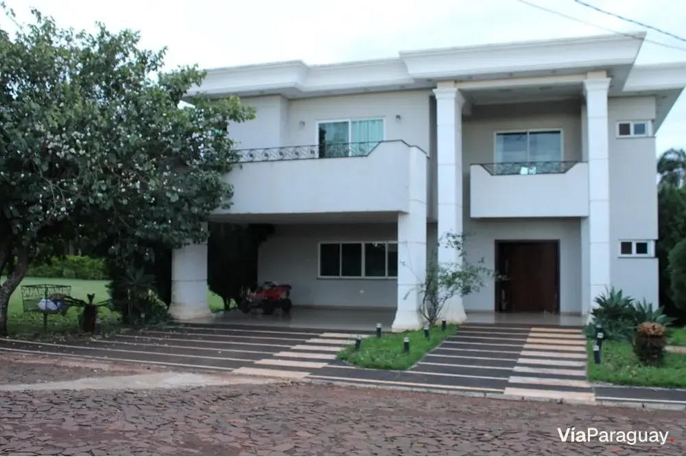 Casa à venda no condomínio fechado Los Ayres, Km 10 Monday