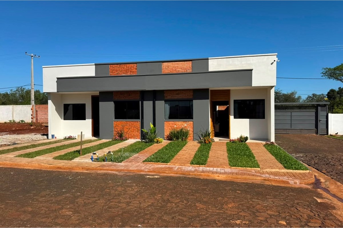 Casa à venda no condomínio Los Olivos, Cambyretá