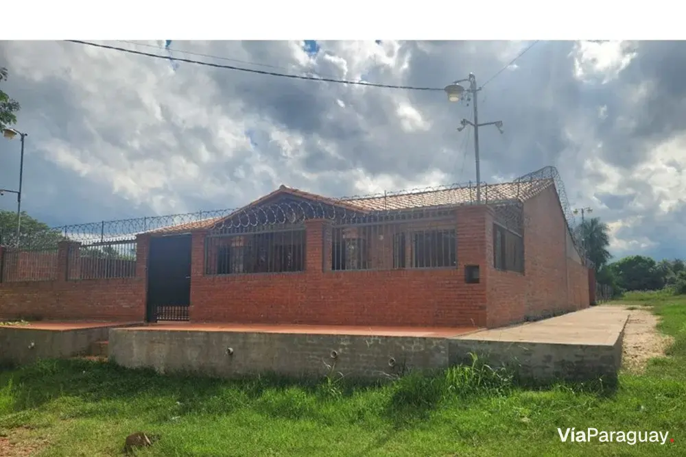Casa à venda em Costa Fleitas, Areguá