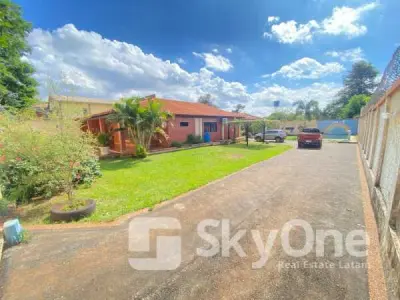 Casa en venta en Don Bosco, Ciudad del Este — 5 dormitorios