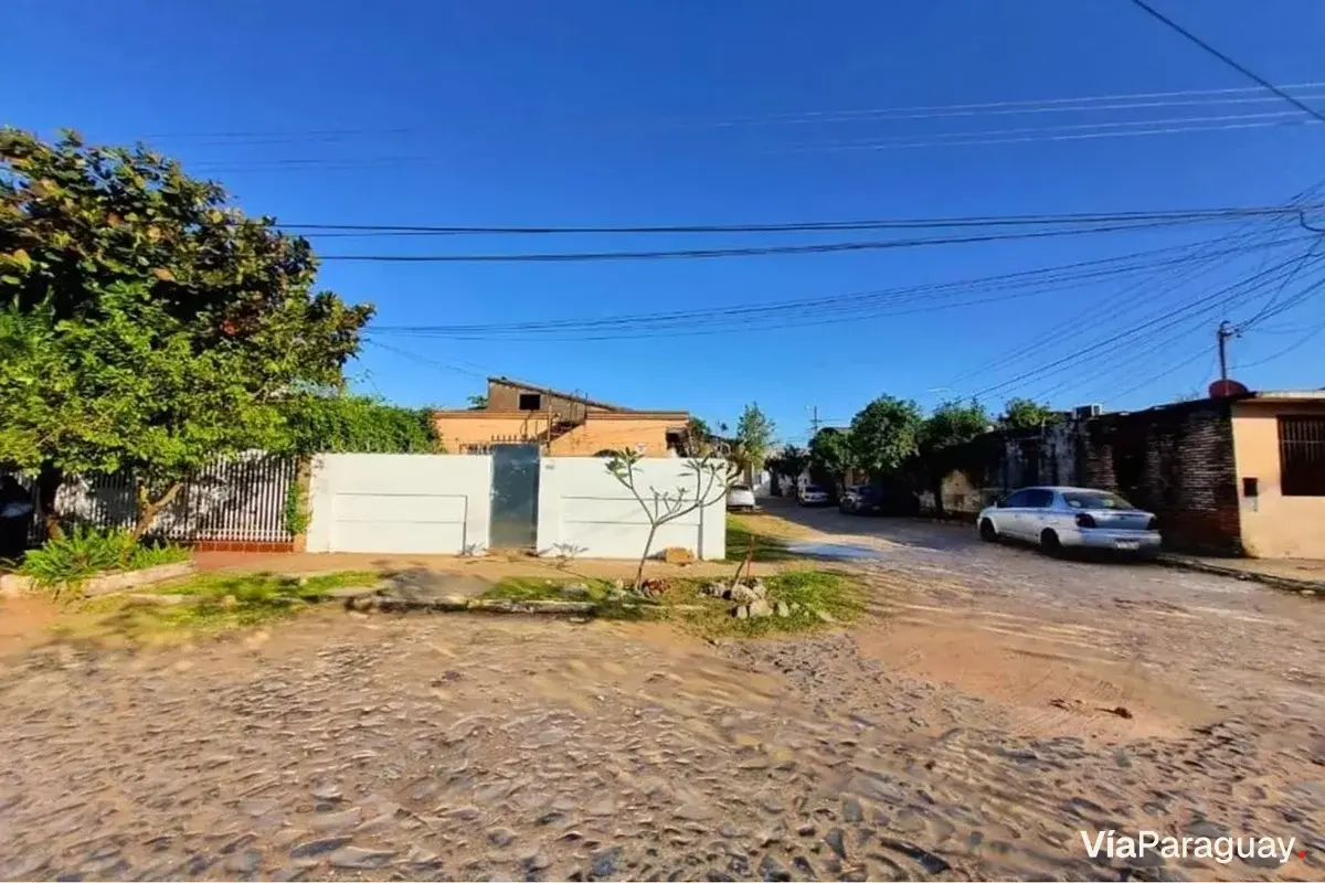 Casa à venda no Barrio Republicano, Assunção