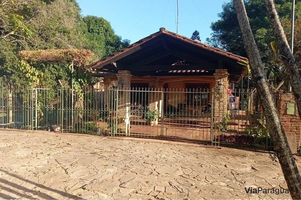Casa en venta en el centro de Altos, Cordillera