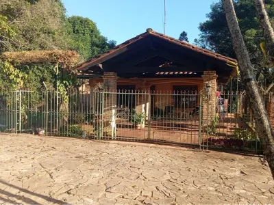 Casa en venta en el centro de Altos, Cordillera