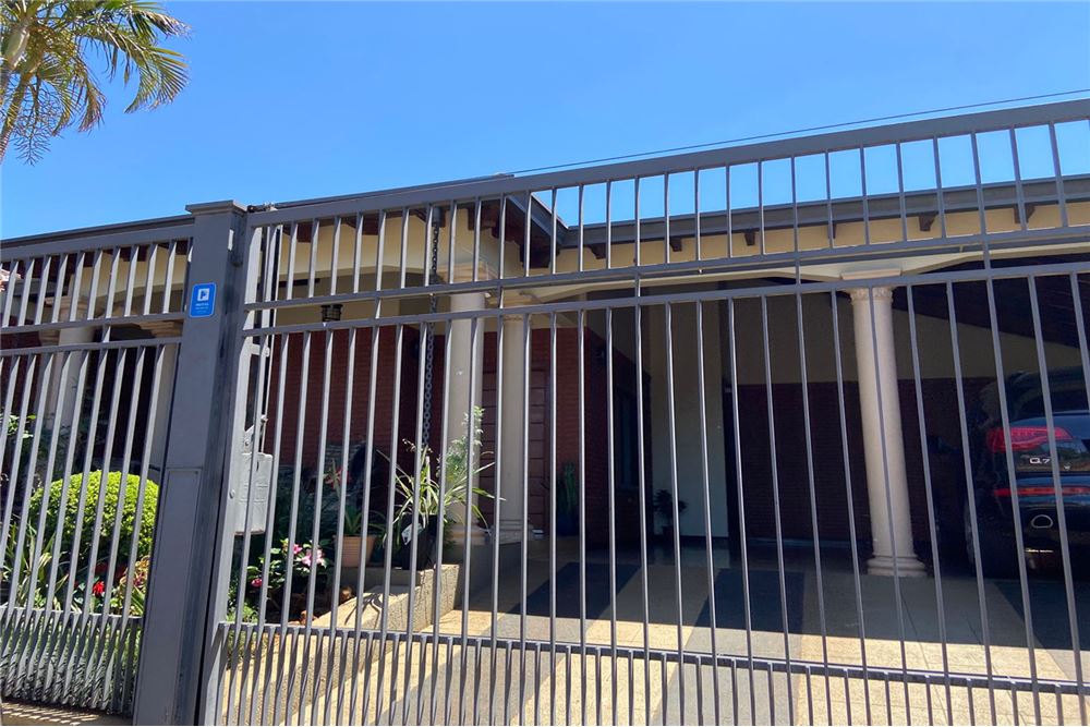 Casa en venta en el centro de Encarnación, La Paz
