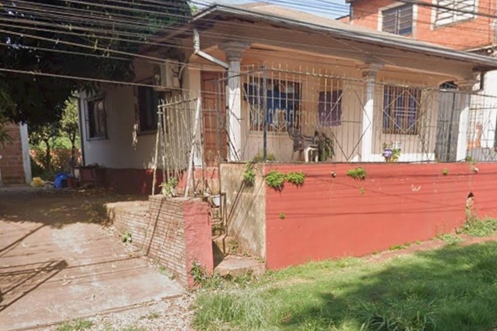 Casa à venda no centro de Hohenau, Itapúa