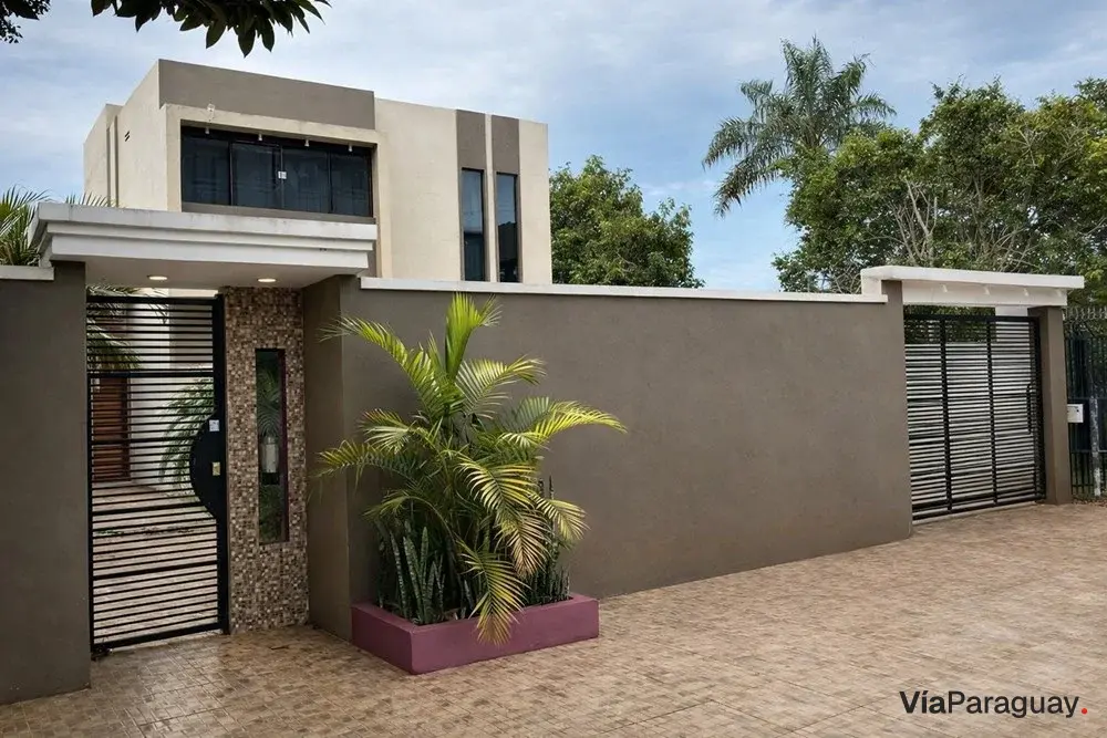 Casa en venta en Encarnación, Barrio La Paz