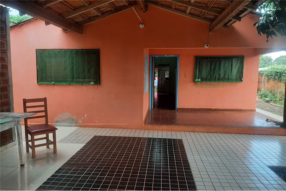 Casa à venda em Encarnación, Itapúa