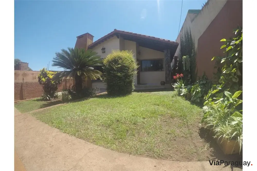 Casa à venda em Encarnación, Itapúa