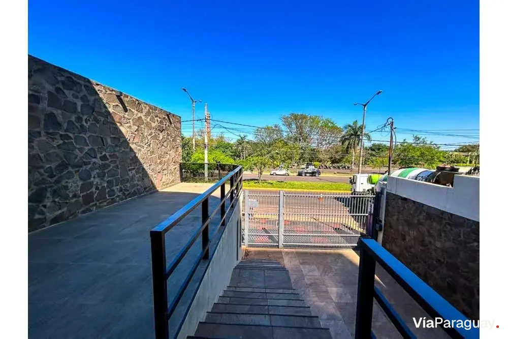 Casa à venda em Encarnación, Itapúa