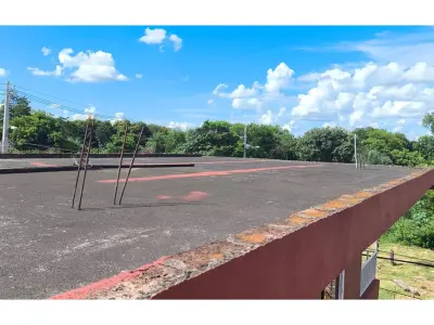 Casa en venta en esquina en Barrio San Miguel