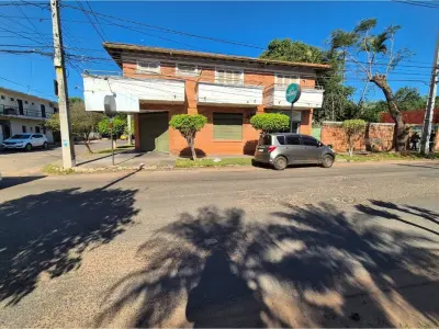 House for sale on a corner in Fernando de la Mora