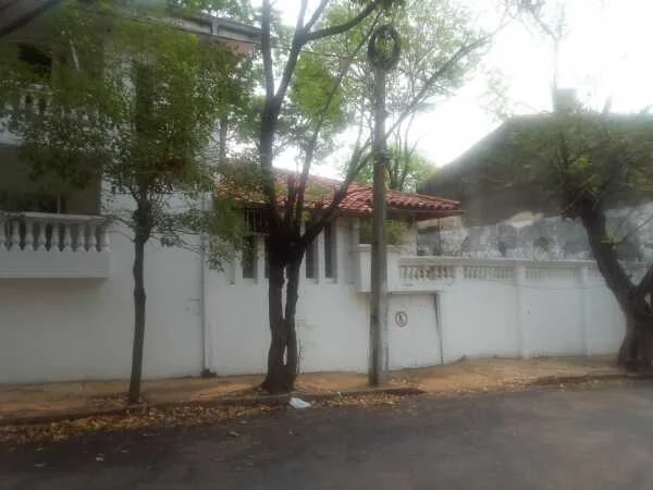 House for sale on strategic corner in Ciudad Nueva, Asunción