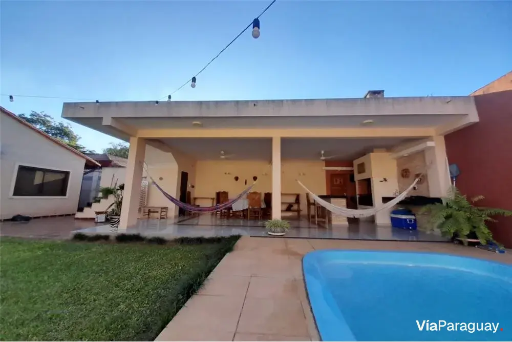 Casa en venta en Fernando de la Mora, zona Norte