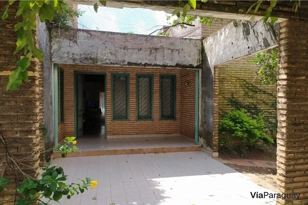 House for sale in Fernando de la Mora, Zona Norte