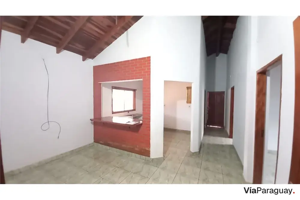 Casa à venda em Fram, Itapúa