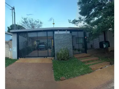 Casa à venda em Hernandarias com 4 dormitórios