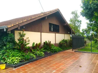 Casa en venta en Hernandarias, Mariscal López