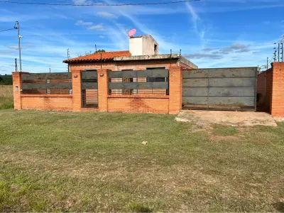 House for sale in Hugua Hu, Ypacaraí