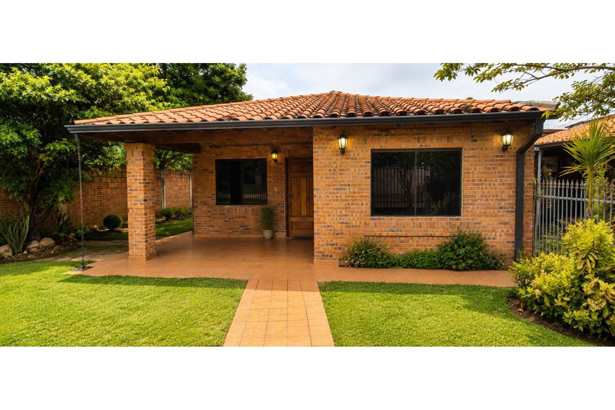 House for sale in Isla Aveiro, Limpio