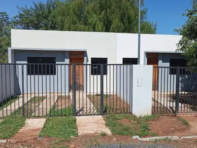 House for sale in Isla Bogado, Luque, with 2 bedrooms