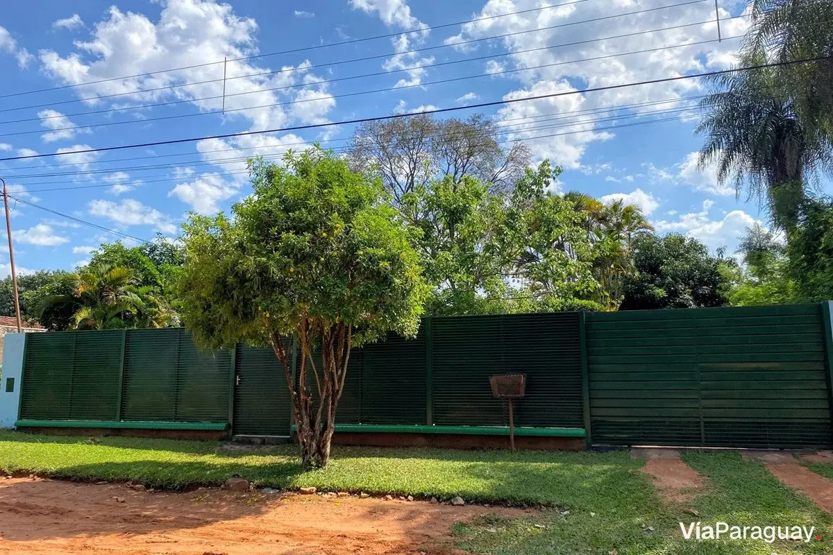 Casa en venta en Isla Bogado, Luque, con 4 dormitorios
