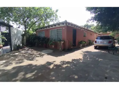 House for sale in Itauguá, Central