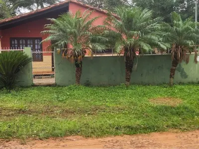 Casa à venda em Itauguá, Santa Cecilia