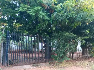 Casa en venta en Jhugua Poti, Itauguá