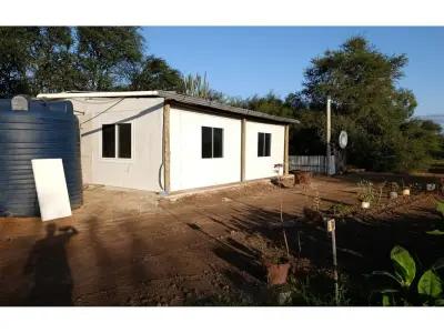 Casa en venta en Kleefeld, Loma Plata