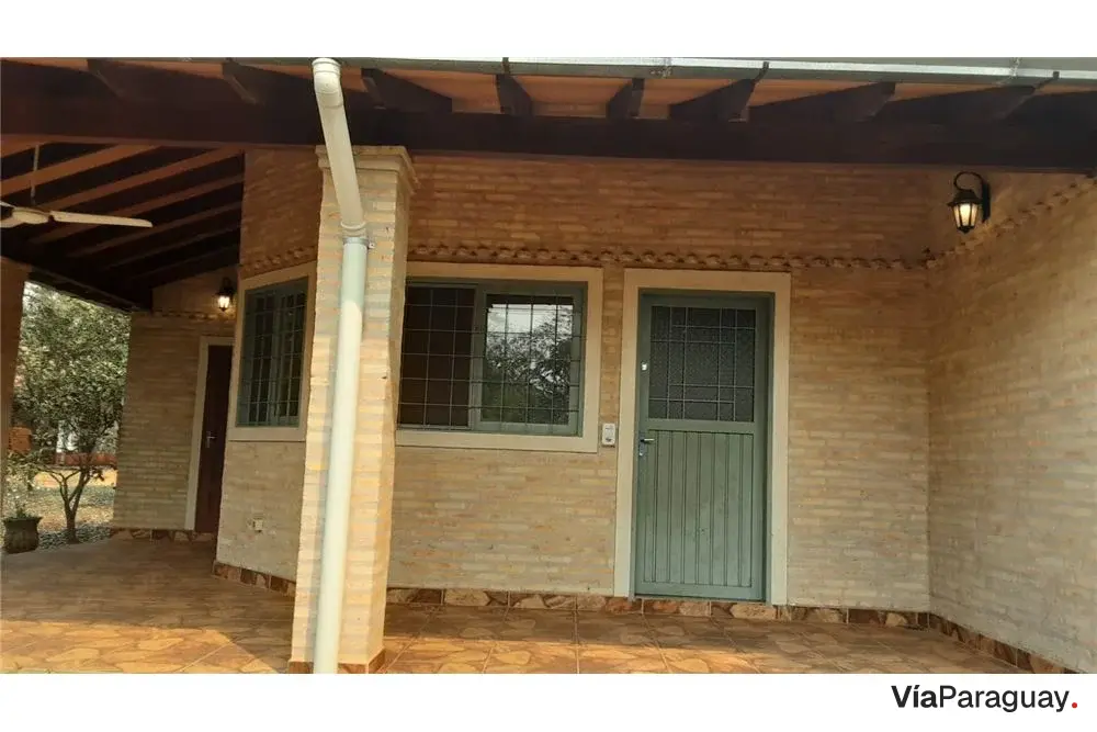 Casa en venta en Kokue Guasu, Areguá
