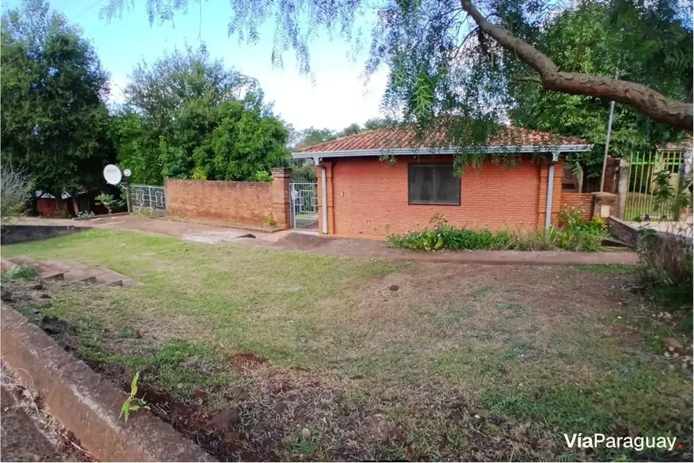 Casa à venda em La Paz, Itapúa, com 2 dormitórios