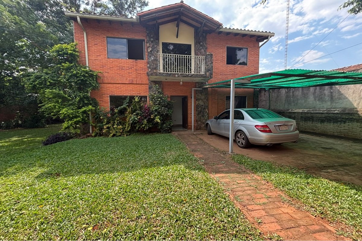 Casa en venta en Laguna Grande, Fernando de la Mora