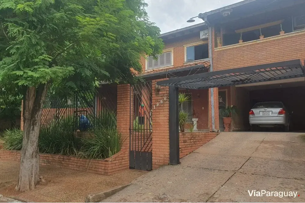 House for sale in Lambaré, Mbachio I neighborhood