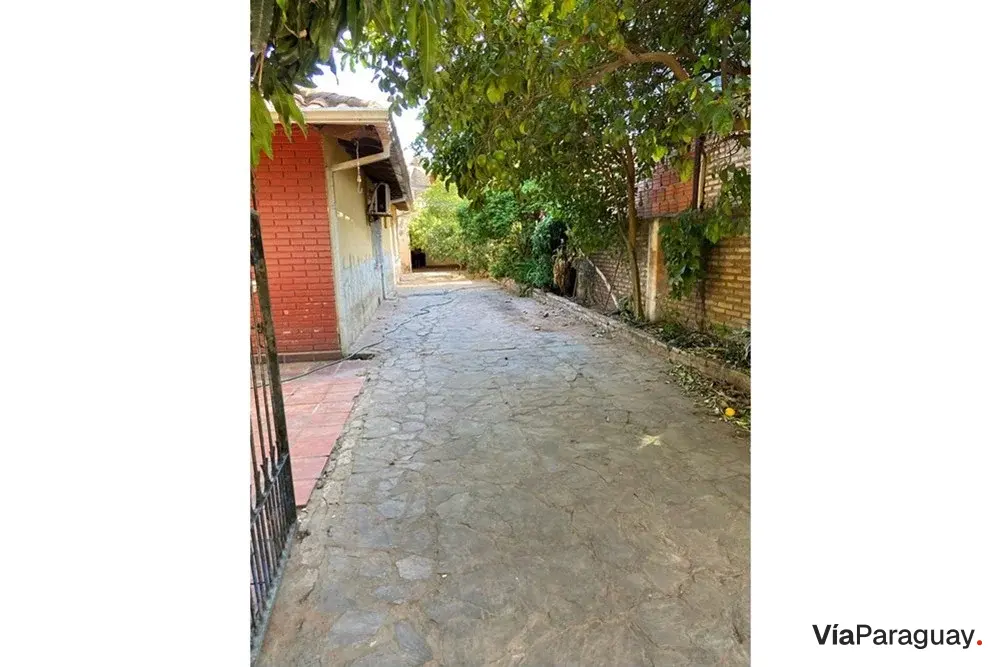 House for sale in Lambaré, San Isidro neighborhood