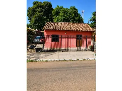 House for sale in Lambaré with 4 bedrooms
