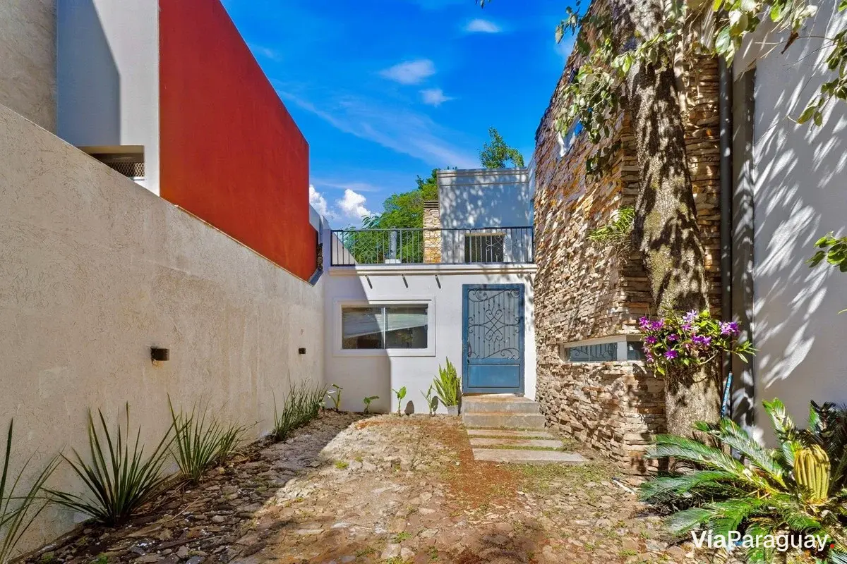 Casa à venda em Lambaré, Mbachio II