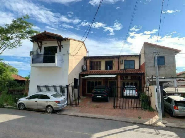 Casa en venta en Lambaré, Valle Apua – 4 dormitorios