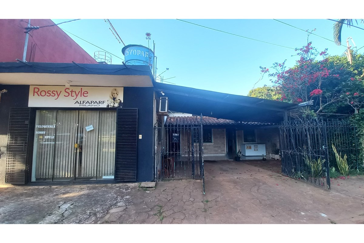 Casa en venta en Laurelty, Capiatá