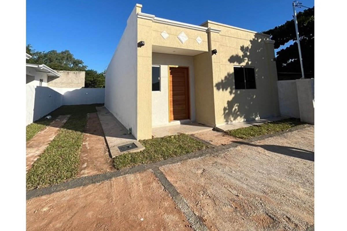Casa à venda em Limpio, Santa Lucía, com 2 dormitórios