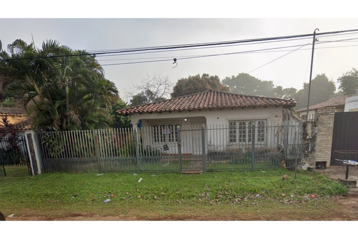 Casa en venta en Loma Merlo, Luque