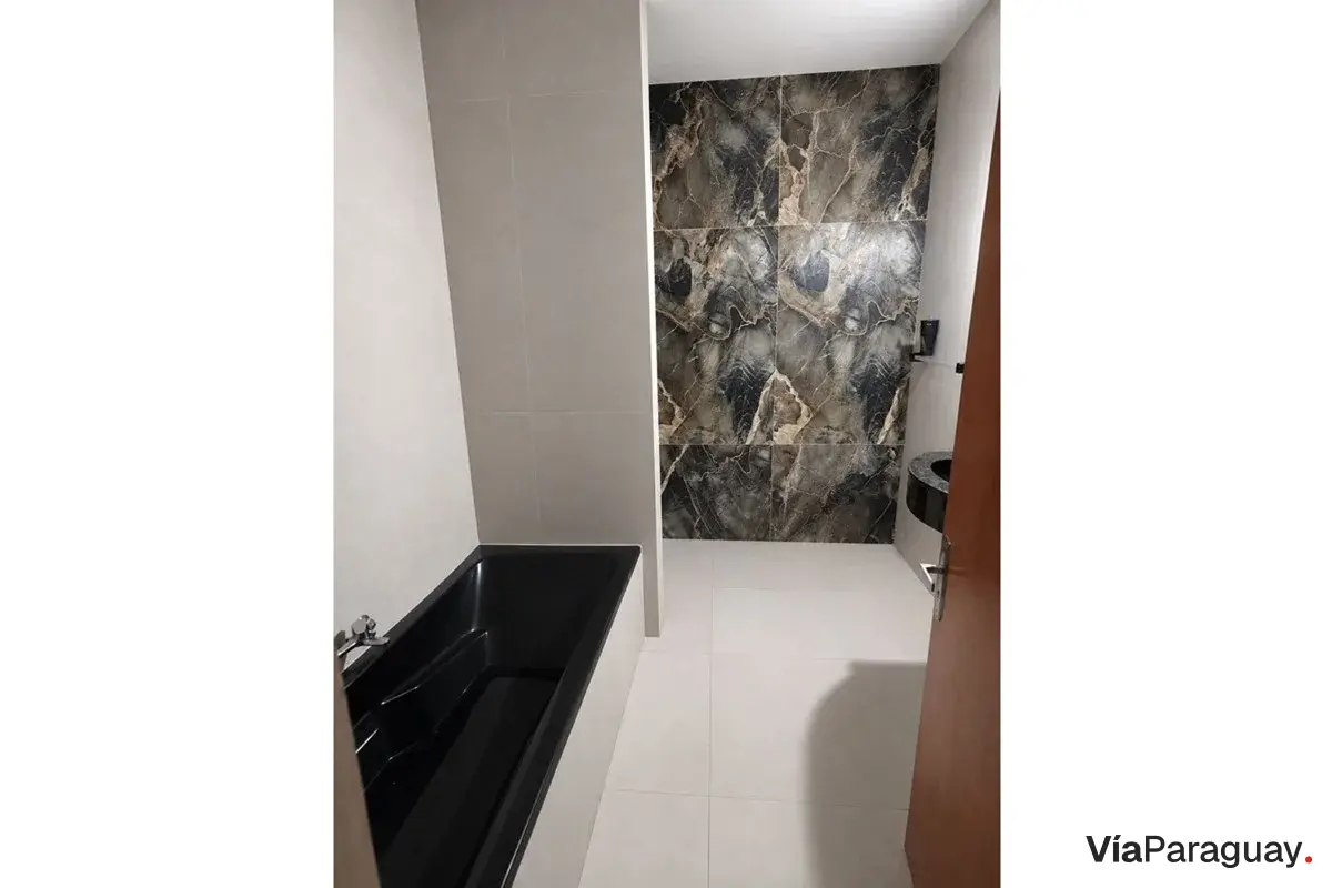 Casa en venta en Luque, barrio Bella Vista