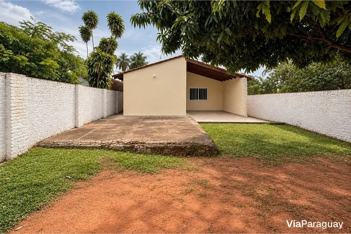 Casa à venda em Luque, Bairro Maramburé, 3 quartos
