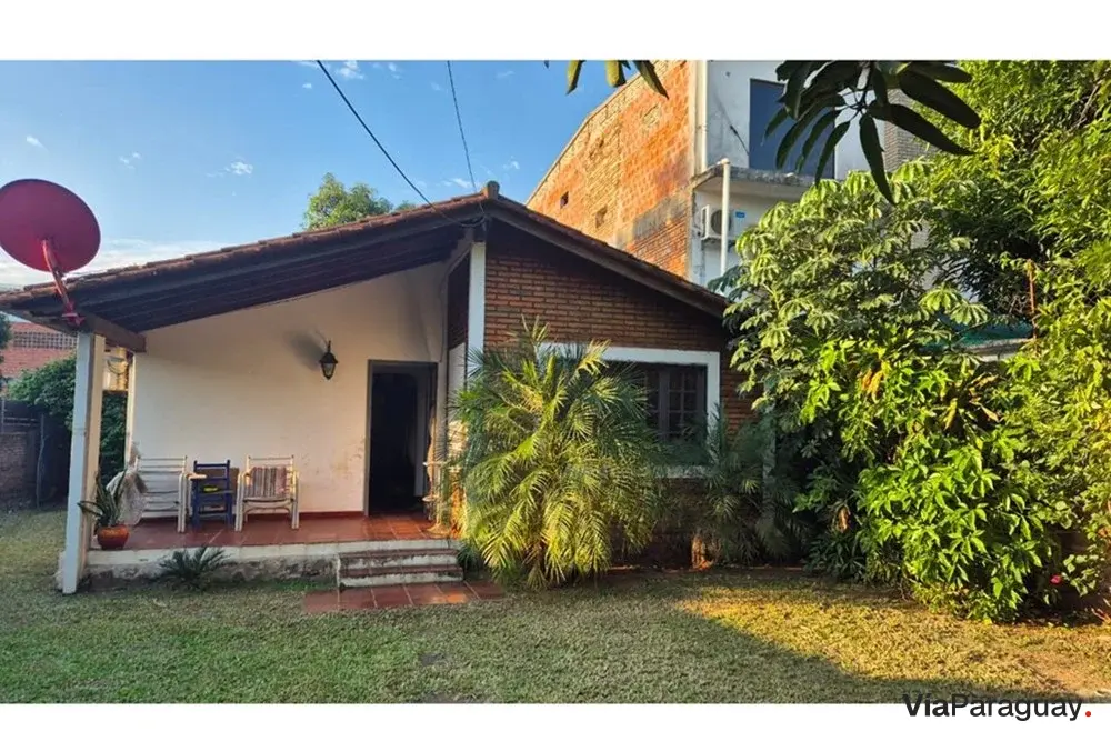 Casa en venta en Luque, Campo Grande, con amplio terreno