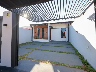 Casa en venta en Luque, Cañada Garay