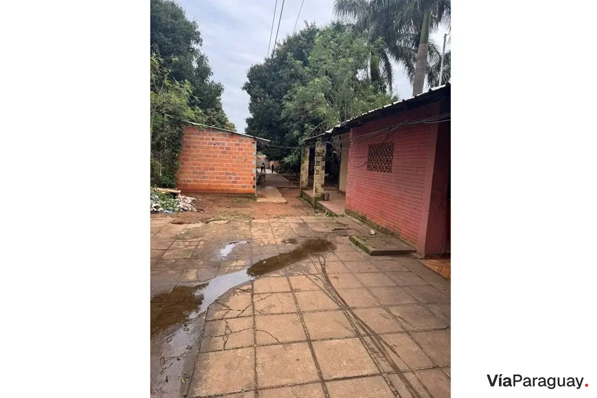 Casa en venta en Luque con dos propiedades contiguas