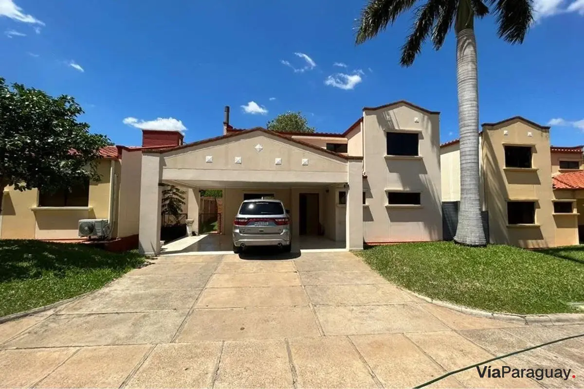 Casa en venta en Luque, Cuarto Barrio