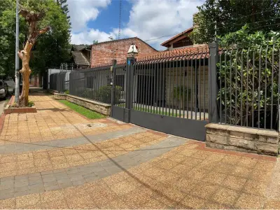 Casa à venda em Manorá, Assunção