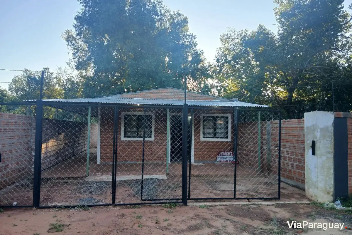 House for sale in Maramburé, Luque