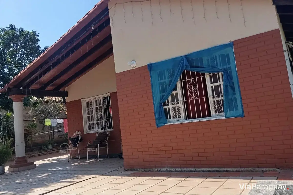 Casa à venda em Mariano Roque Alonso, Corumbakué